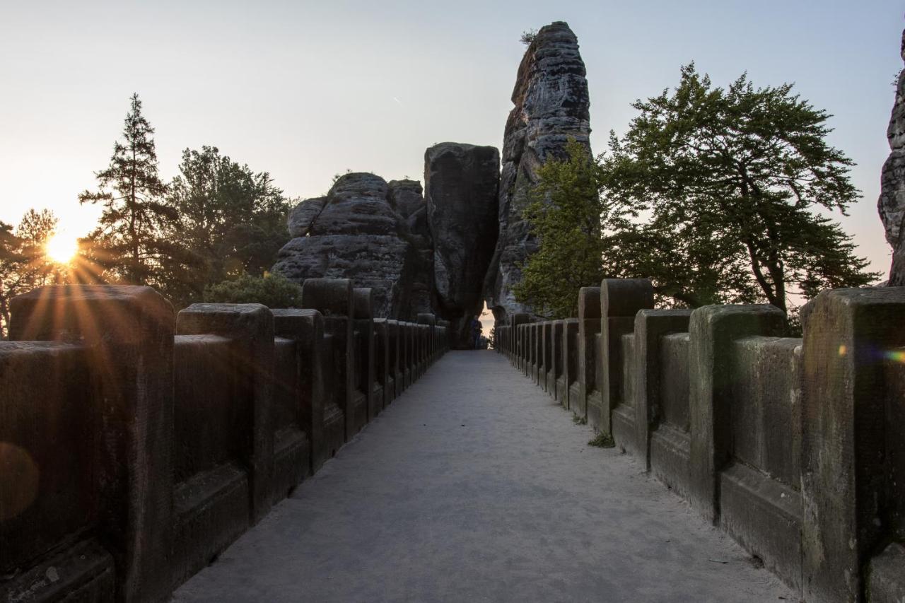 Pilgrims Inn Kreischa Exteriör bild